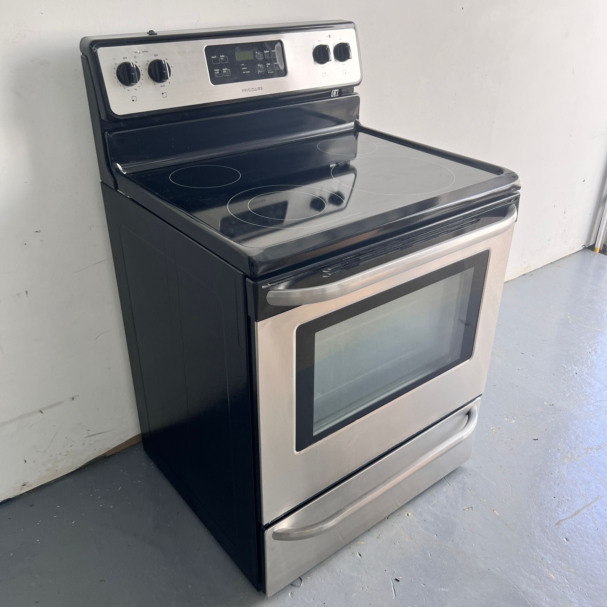 Frigidaire Stainless Steel Electric Stove Frigidaire Stainless Steel Electric Stove